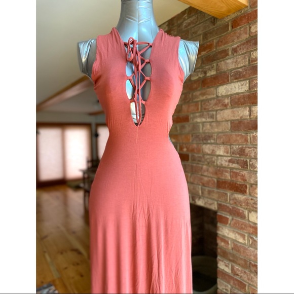 Forever 21 Dresses & Skirts - F21 Orange Cutout Open Back Maxi Dress